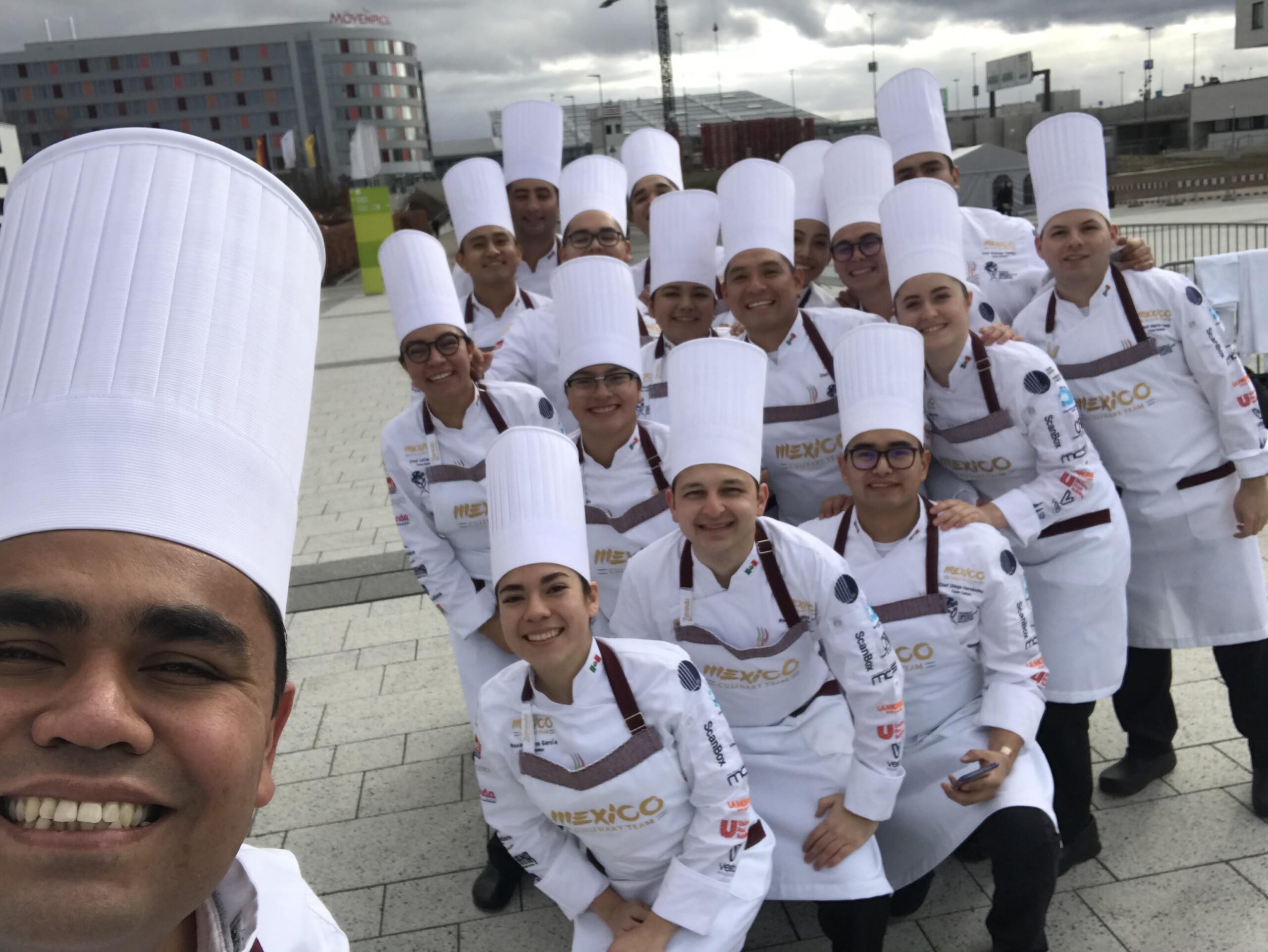 Mexico Graduates 100 New Pre-Commis Chefs through Worldchefs Academy